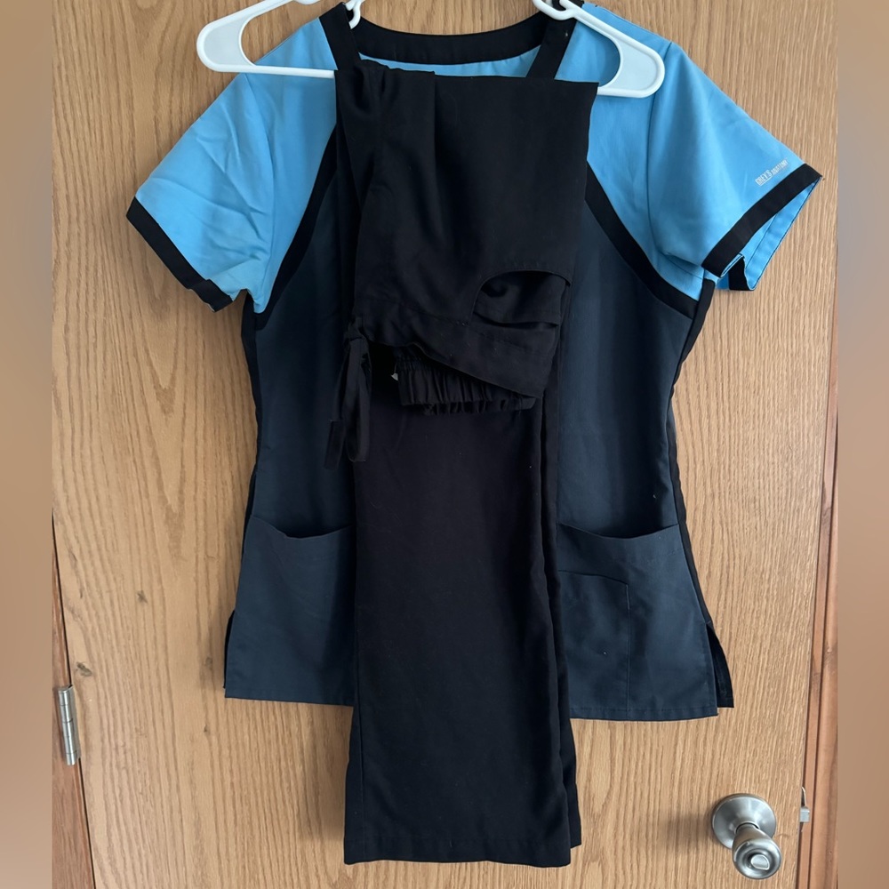 Greys Anatomy Scrub Set